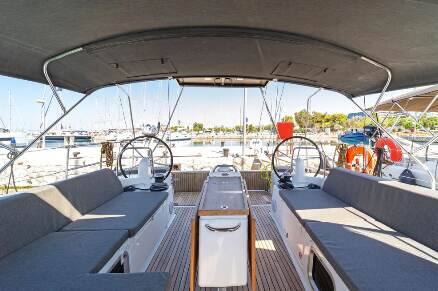 Sailing Boat – Day Cruise