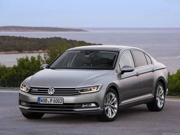 VOLKSWAGEN PASSAT or similar